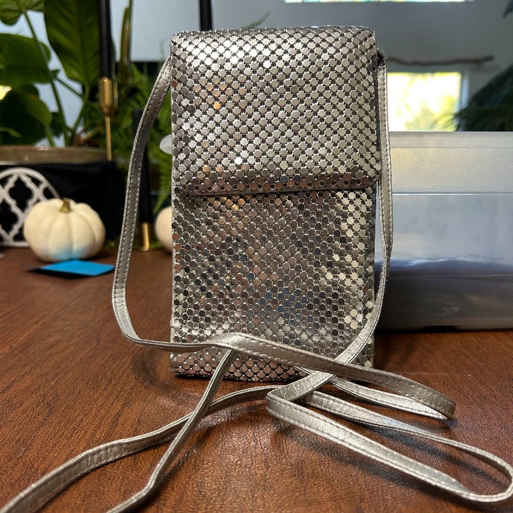 Metallic, Bi-Fold Clutch
